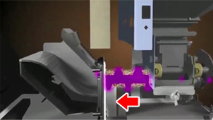 2.オーガ(スクリュー)で炉内へ送られる